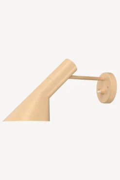AJ Wall Lamp