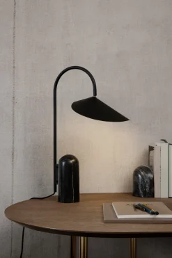 Arum Table Lamp