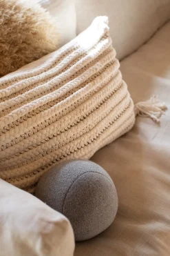 Braided Pillow - Chulto