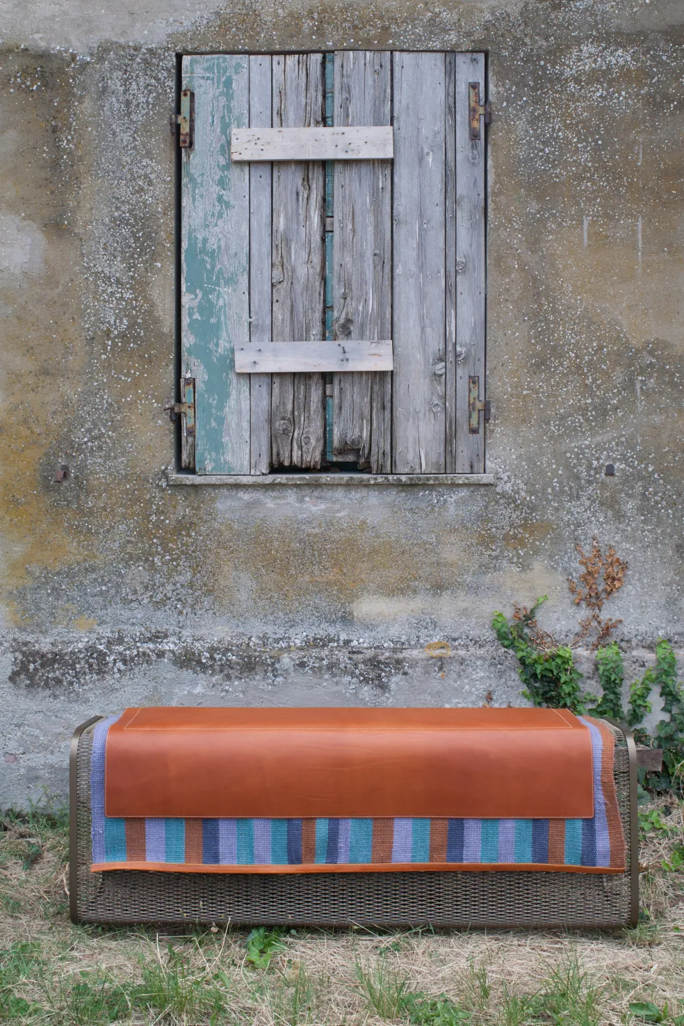 Caballito Lungo - Wool and Leather