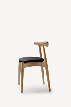 CH20 Elbow Chair - Black Leather