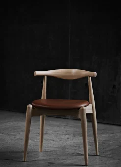 CH20 Elbow Chair - Natural Leather