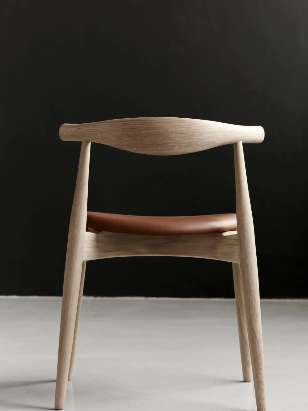 CH20 Elbow Chair - Natural Leather