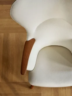 CH78 Mama Bear Lounge Chair - Hallingdal 100