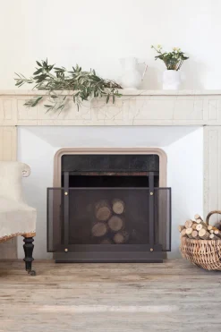 Classic Fire Screen