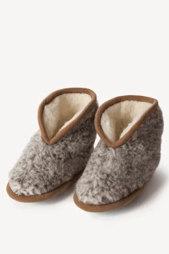 Cuff Slippers - Spotted