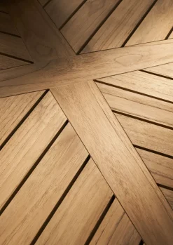 Embrace Outdoor Series - Table