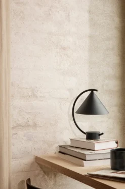 Meridian Table Lamp