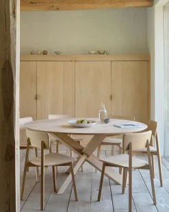 Oak Circle Dining Table