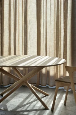 Oak Mikado Round Dining Table