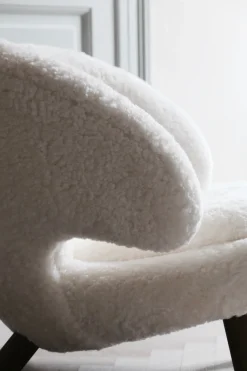 Pelican Chair - Sheepskin