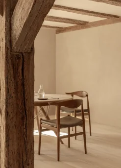 PP505 - Cow Horn Chair