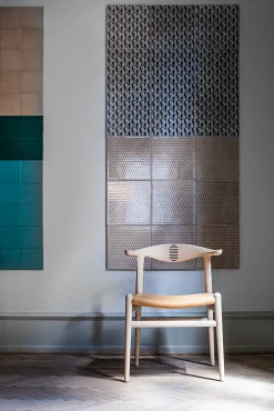 PP505 - Cow Horn Chair