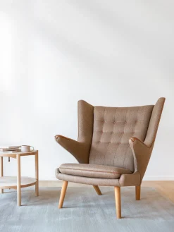 PP19 - Papa Bear Chair