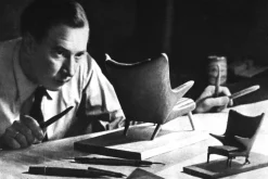 PP19 - Papa Bear Chair