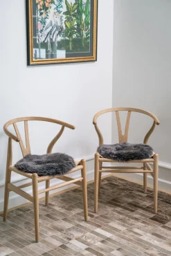 Sheepskin Seat Pad - Round, Walnut