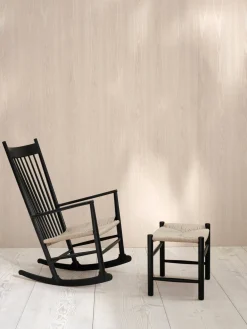 Wegner J16 Footstool